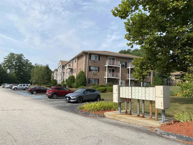 $1,899 | 377 Huse Road, Unit 37, Manchester, NH 03103