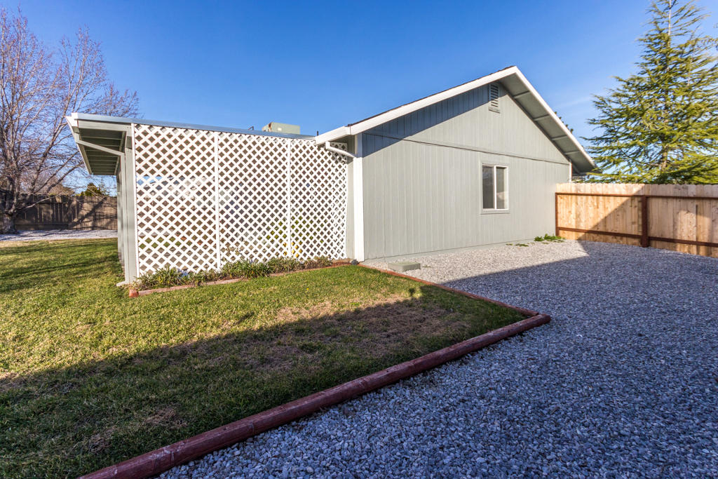 11380 Puffin Way Redding, CA 96003 - Photo 22 of 27 a view of a backyard