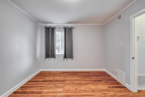 $1,250 | 8210 Bent Tree Road, Unit 153, Austin, TX 78759