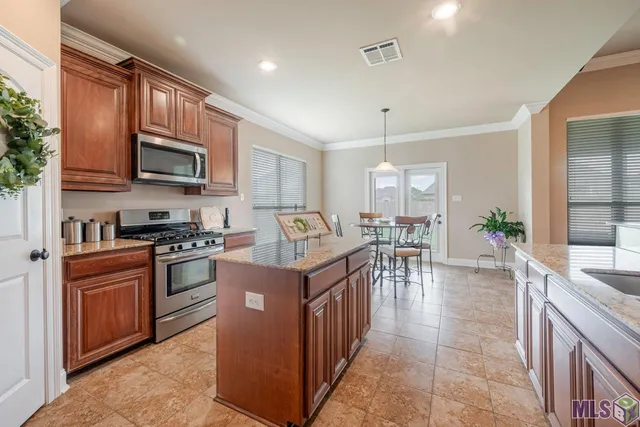 $306,500 | 20211 Long Lake Drive, Hammond, LA 70403