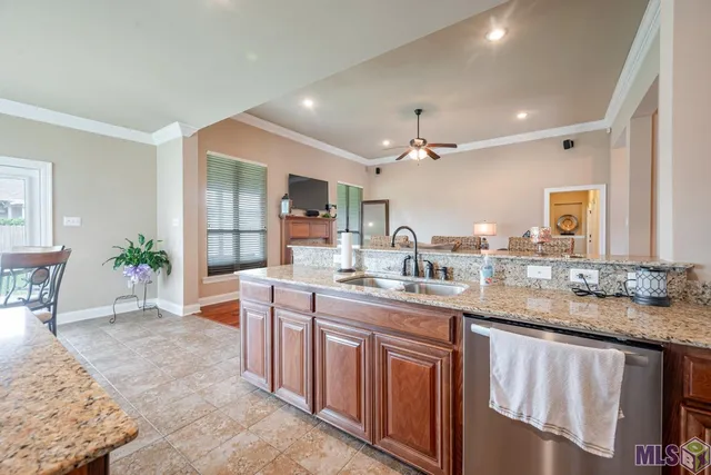 $306,500 | 20211 Long Lake Drive, Hammond, LA 70403