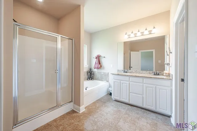 $306,500 | 20211 Long Lake Drive, Hammond, LA 70403