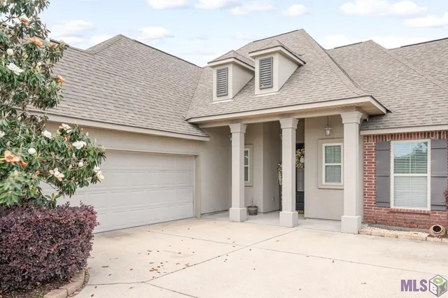 $306,500 | 20211 Long Lake Drive, Hammond, LA 70403