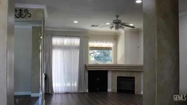 $425,000 | Undisclosed Address, Bakersfield, CA 93313