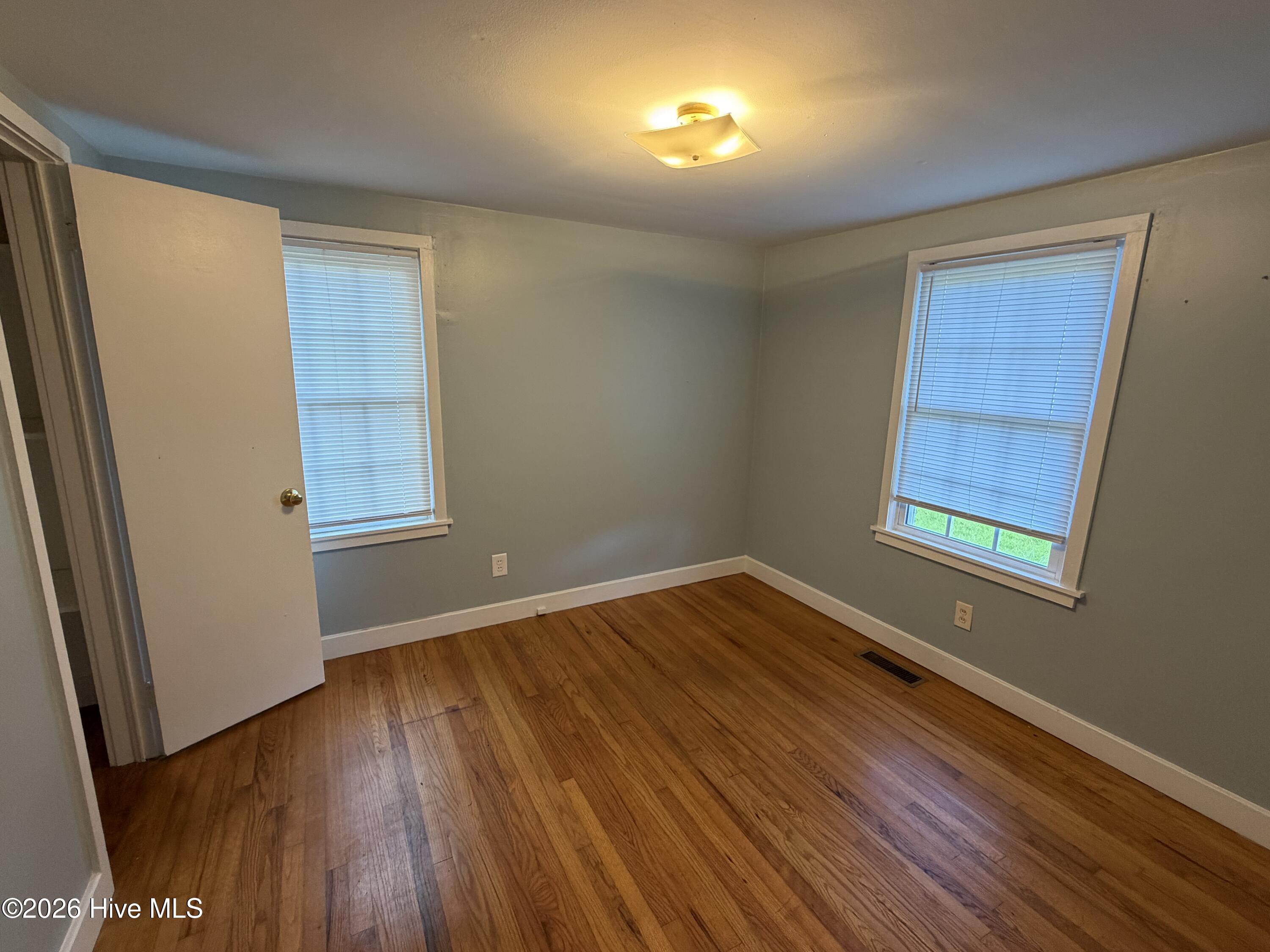 806 Grimes Road Washington, NC 27889 - Photo 7 of 8