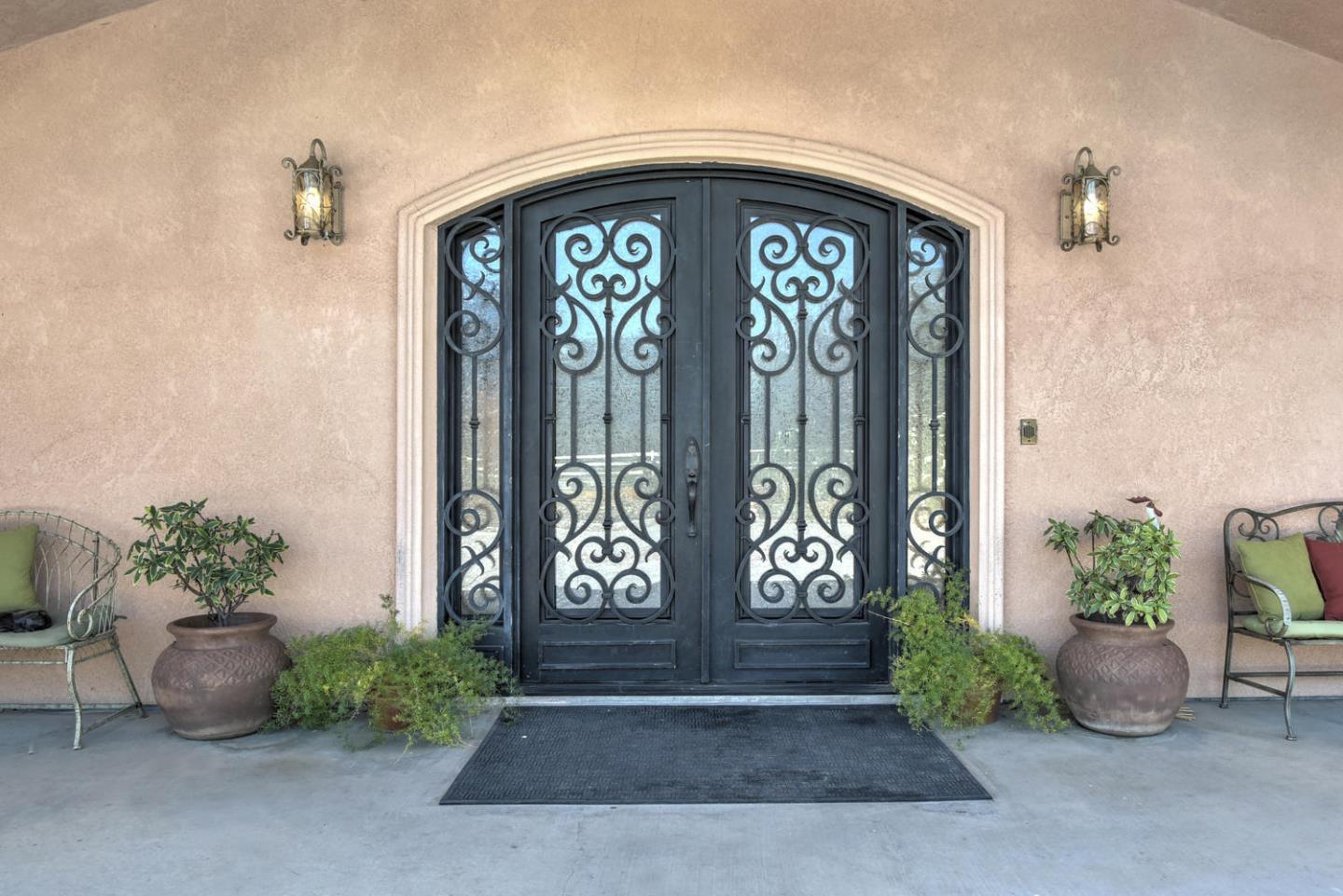 1120 Day Road Gilroy, CA 95020 - Photo 13 of 40