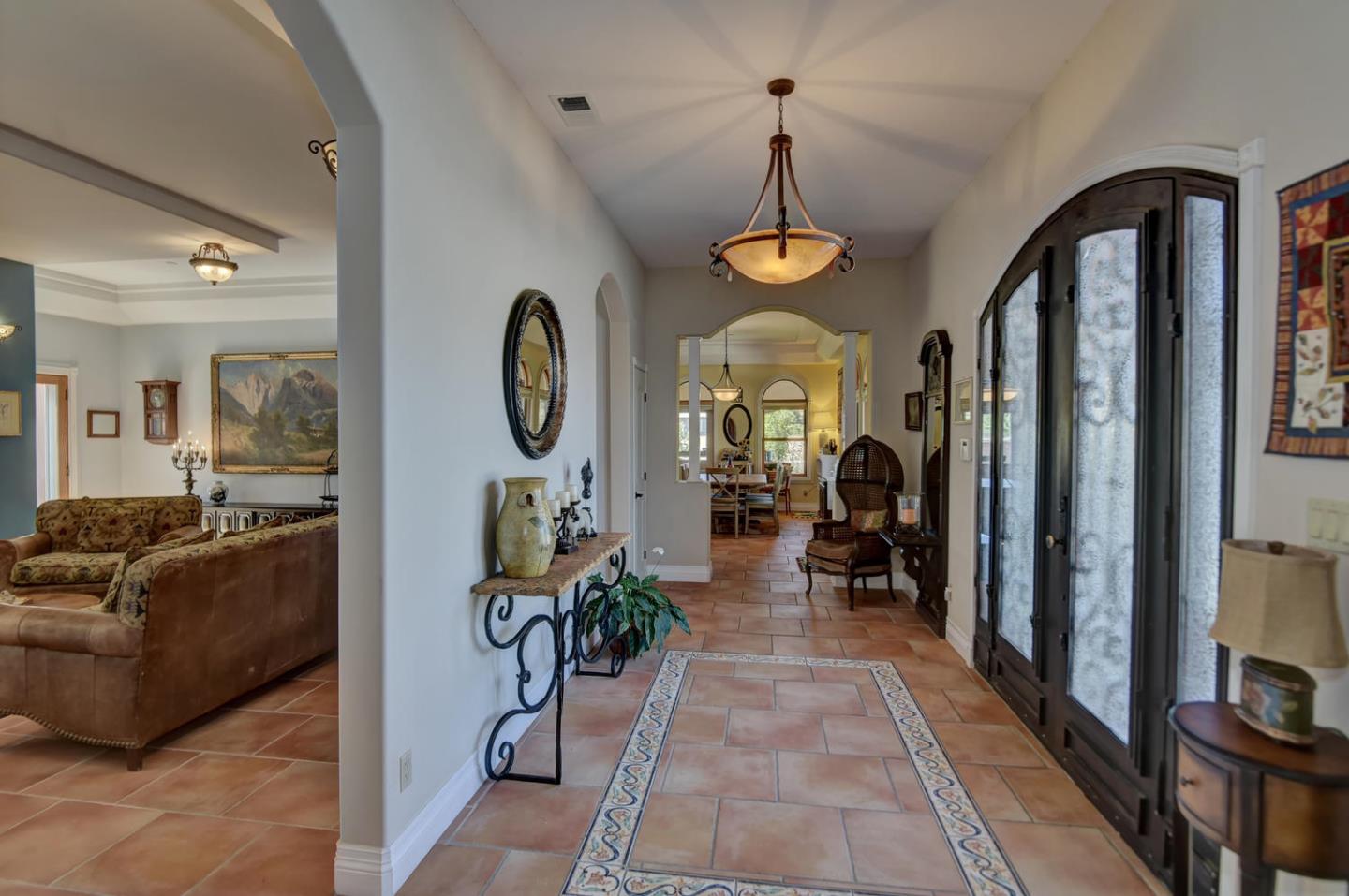 1120 Day Road Gilroy, CA 95020 - Photo 14 of 40