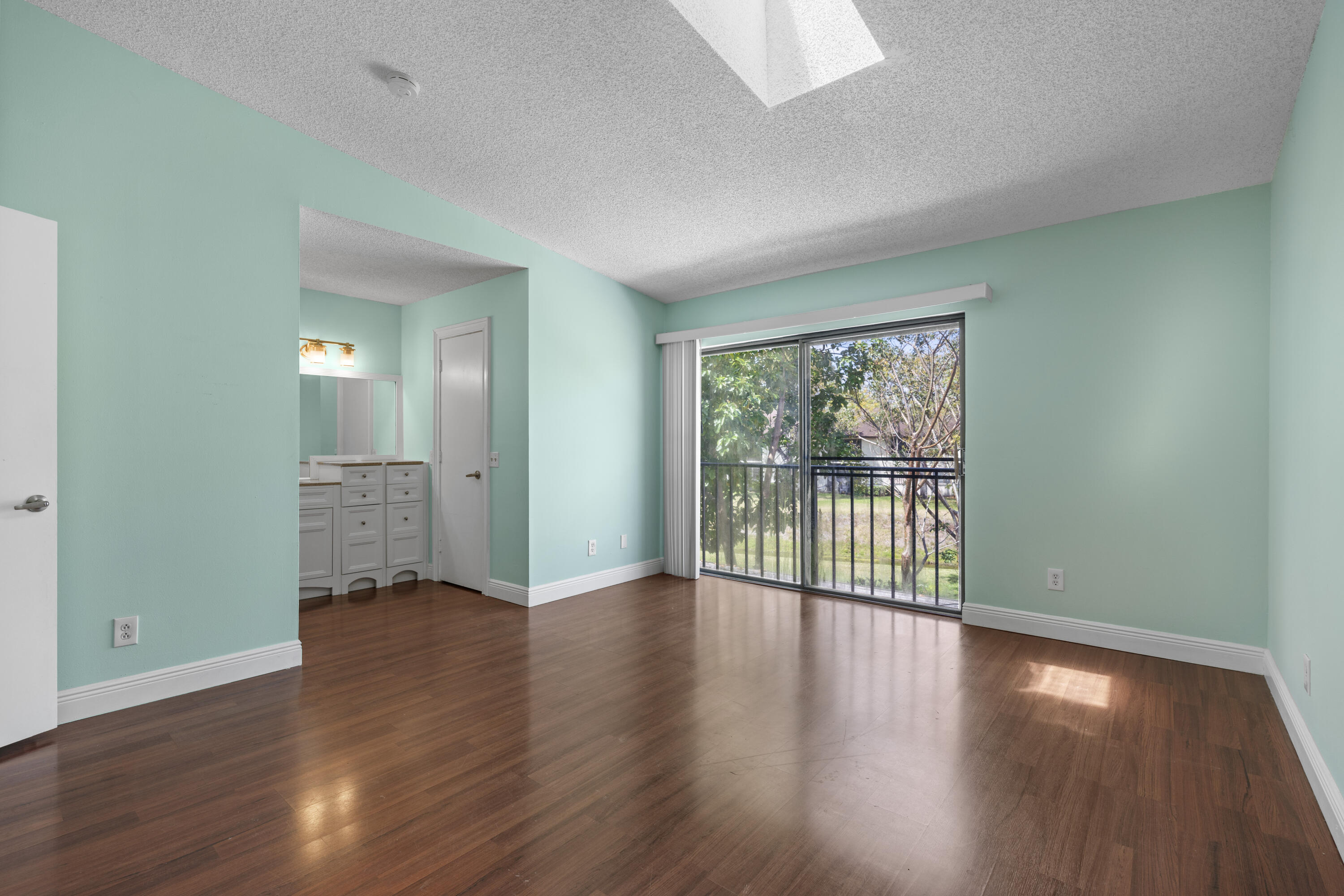 23359 Southwest 55th Way, Unit F Boca Raton, FL 33433 - Photo 15 of 47 Primary Bedroom