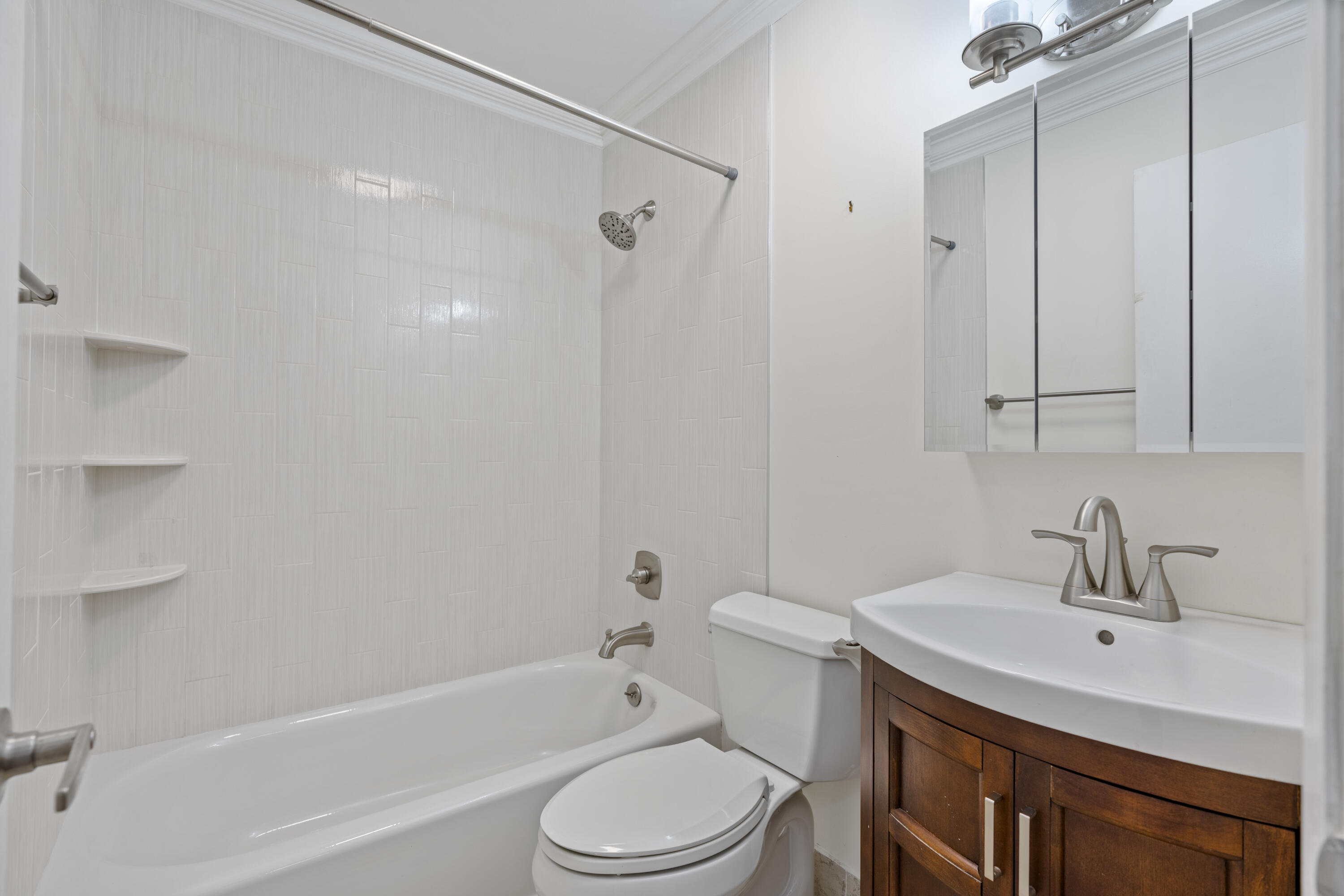 23359 Southwest 55th Way, Unit F Boca Raton, FL 33433 - Photo 26 of 47 Guest Bath 2