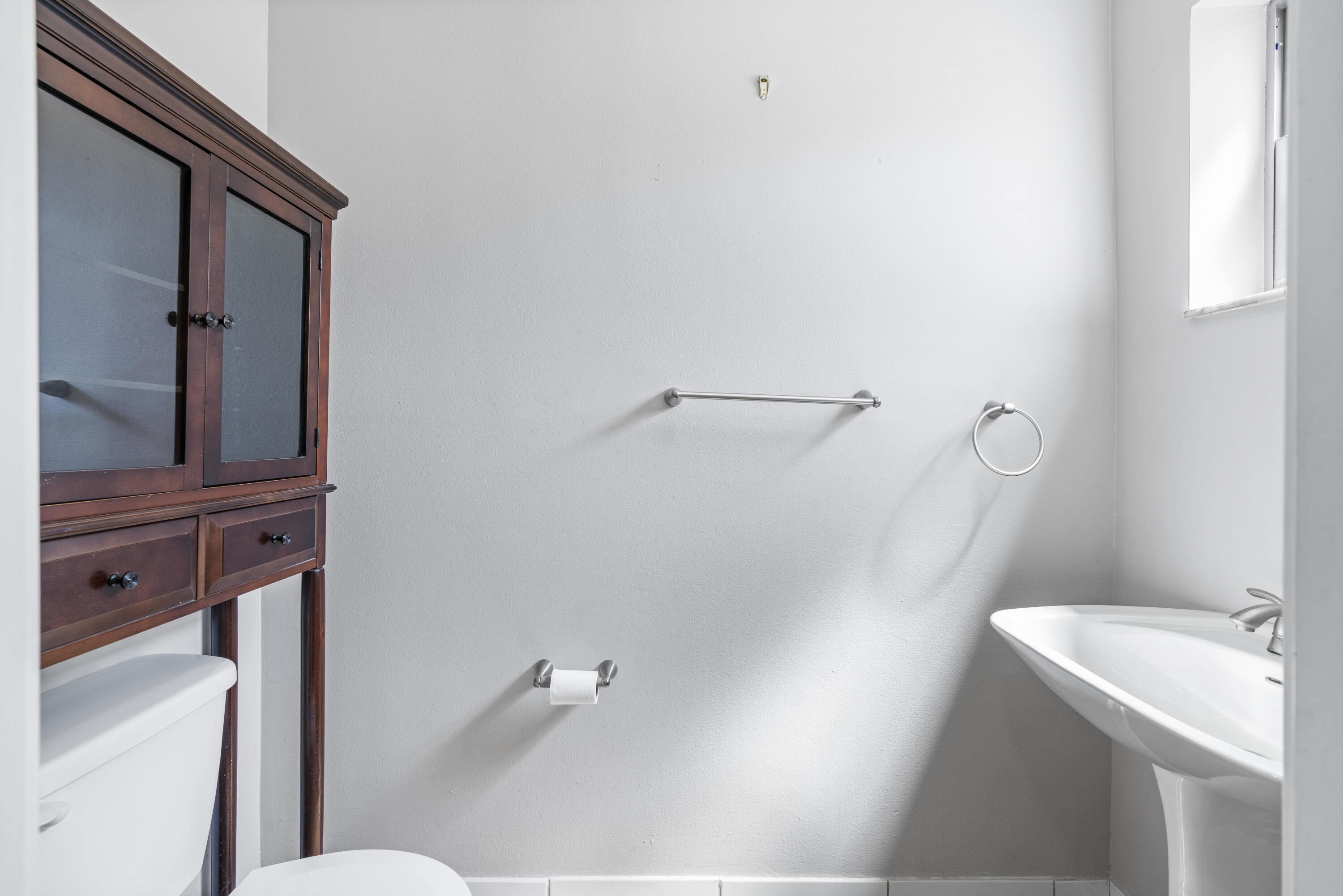 23359 Southwest 55th Way, Unit F Boca Raton, FL 33433 - Photo 6 of 47 Half Bath