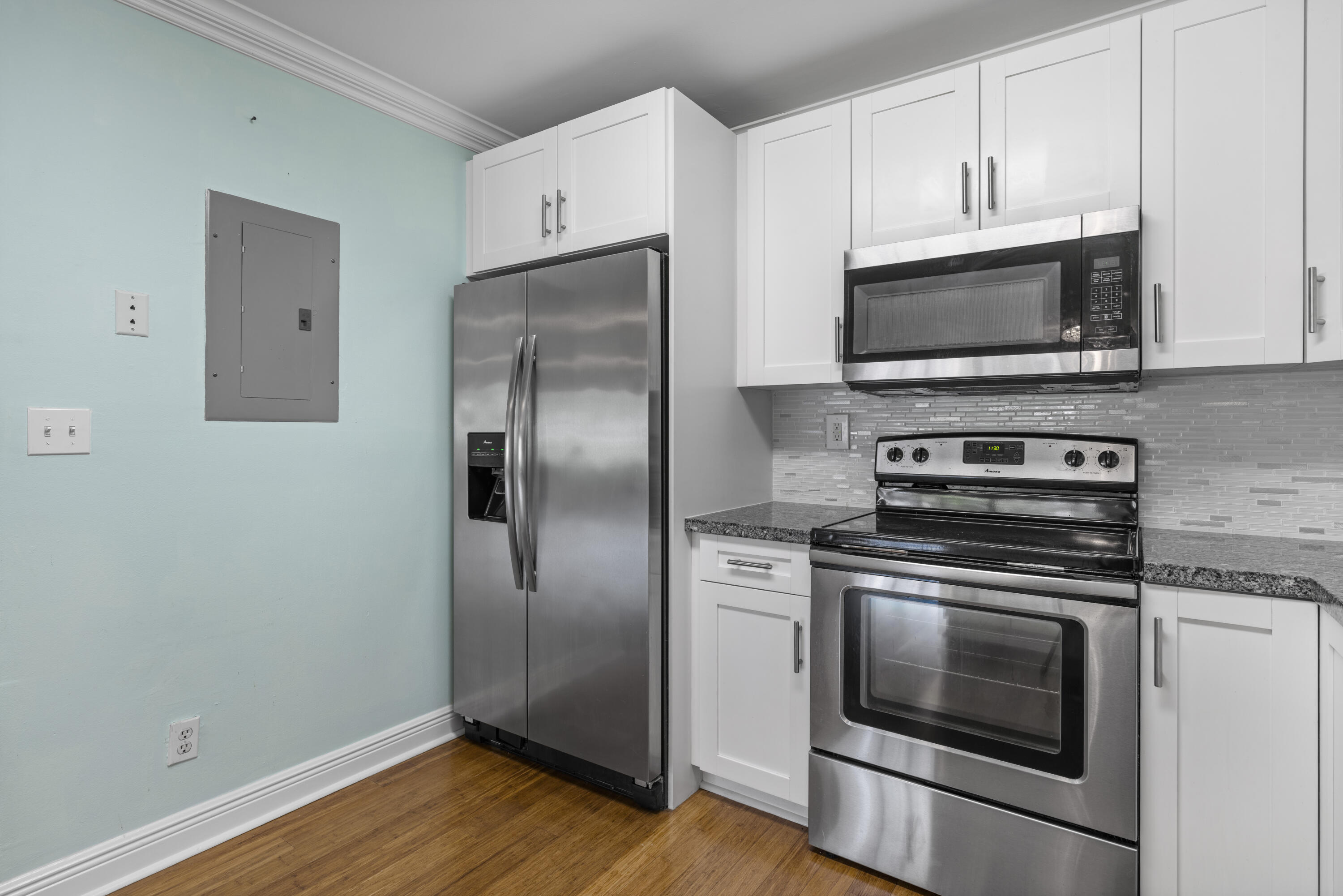 23359 Southwest 55th Way, Unit F Boca Raton, FL 33433 - Photo 10 of 47 Stainless Steel Appliances