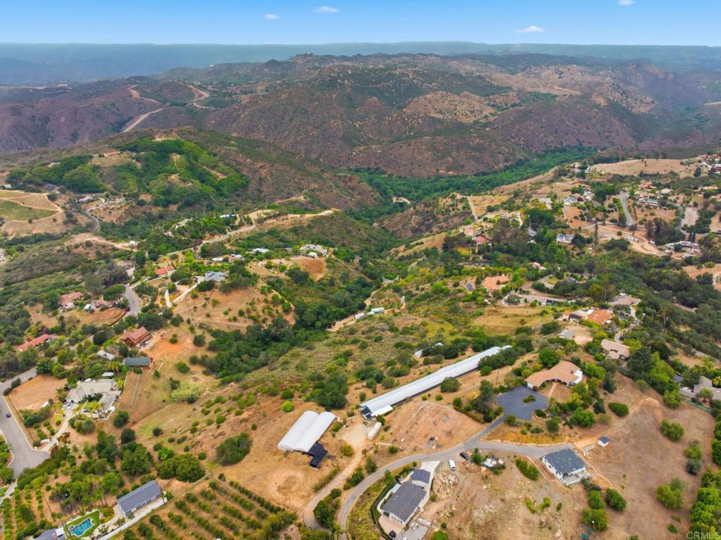 803 Quail Hill Road Fallbrook, CA 92028 - Photo 22 of 36