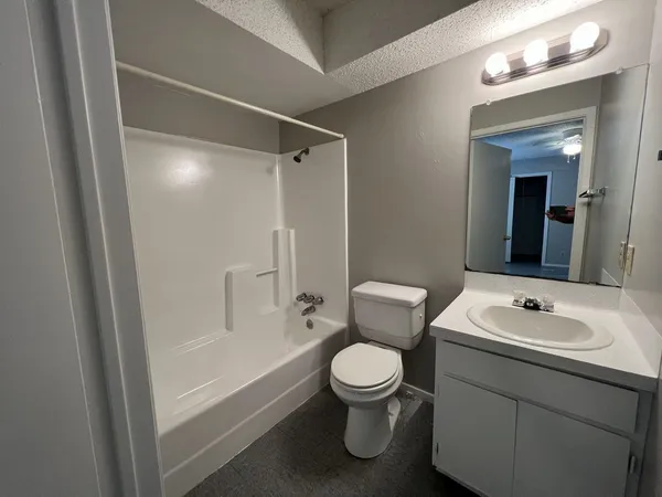 $1,500 | 507 Thelma Drive, Unit A, Austin, TX 78745