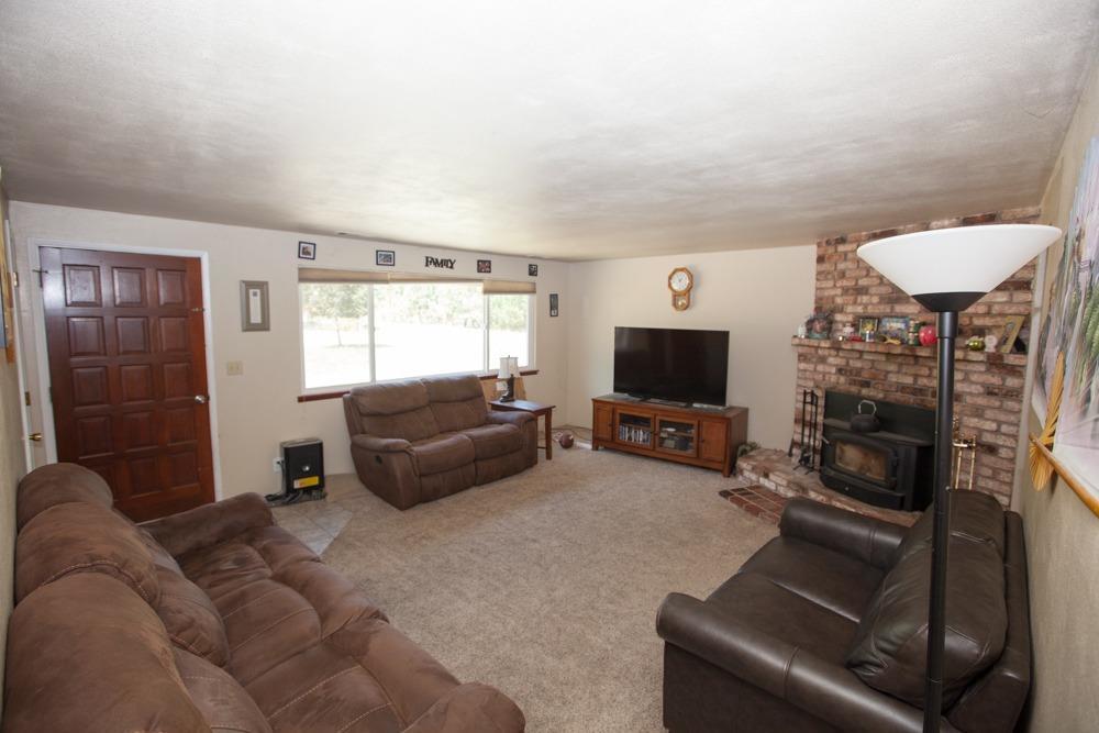 2891 Jerome Prairie Road Grants Pass, OR 97527 - Photo 4 of 23 Additional Photo
