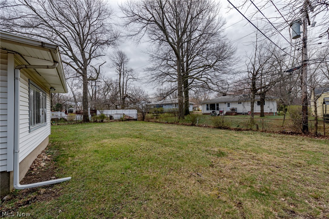 3706 Langton Road Cleveland, OH 44121 - Photo 28 of 29