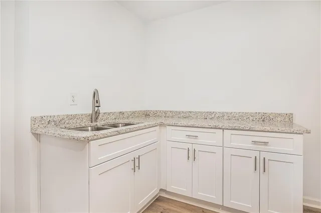 $475,000 | 200 Ridge Bluff Lane, Suwanee, GA 30024