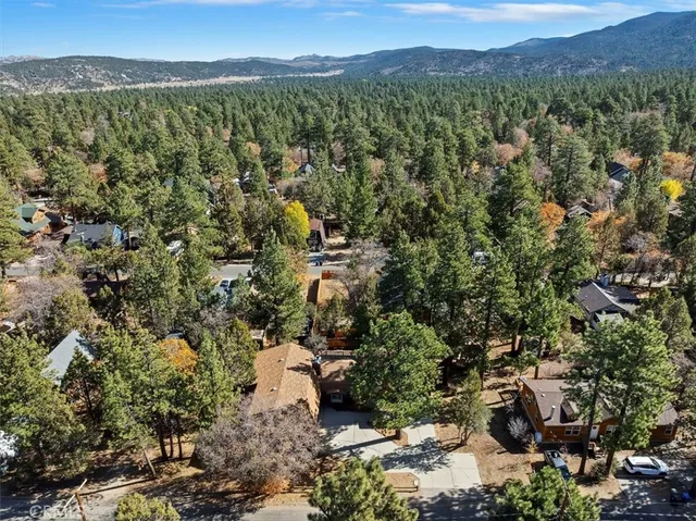 $499,000 | 627 Sunset Lane, Sugarloaf, CA 92386