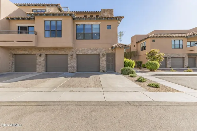 $432,500 | 20660 North 40th Street, Unit 2124, Phoenix, AZ 85050