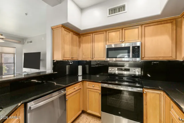 $432,500 | 20660 North 40th Street, Unit 2124, Phoenix, AZ 85050