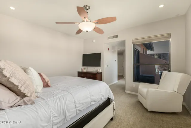 $432,500 | 20660 North 40th Street, Unit 2124, Phoenix, AZ 85050