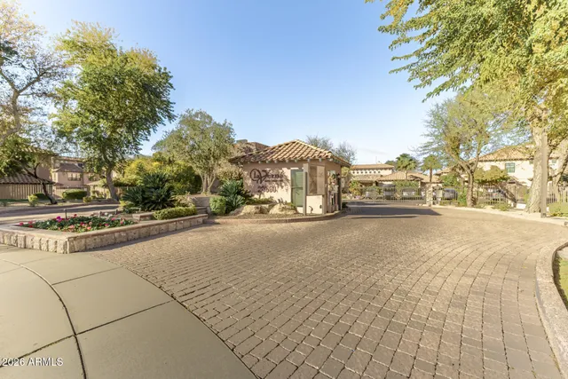 $432,500 | 20660 North 40th Street, Unit 2124, Phoenix, AZ 85050