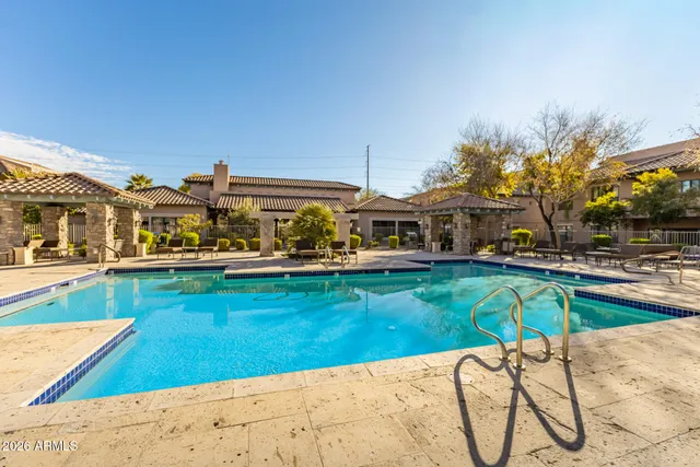 $432,500 | 20660 North 40th Street, Unit 2124, Phoenix, AZ 85050