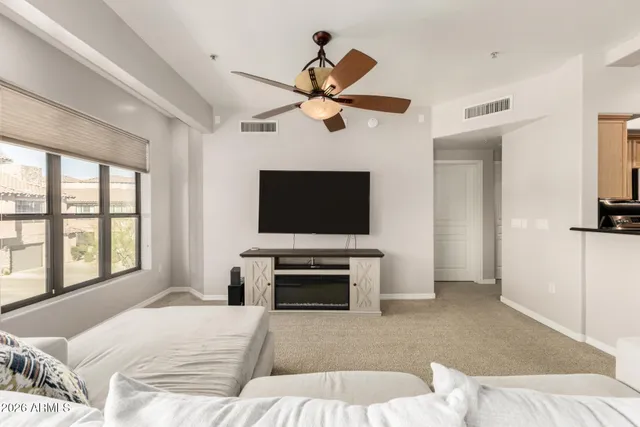 $432,500 | 20660 North 40th Street, Unit 2124, Phoenix, AZ 85050