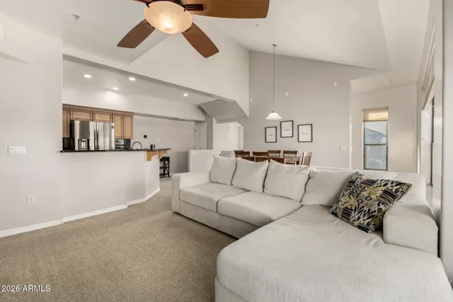 $432,500 | 20660 North 40th Street, Unit 2124, Phoenix, AZ 85050