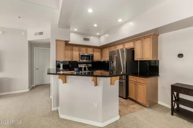 $432,500 | 20660 North 40th Street, Unit 2124, Phoenix, AZ 85050