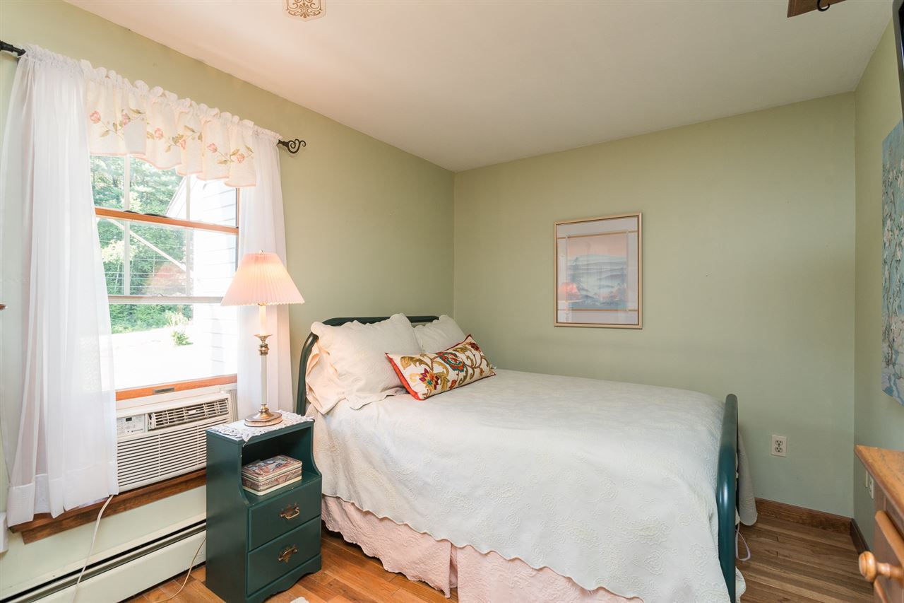 79 McCrillis Road Nottingham, NH 03290 - Photo 21 of 38