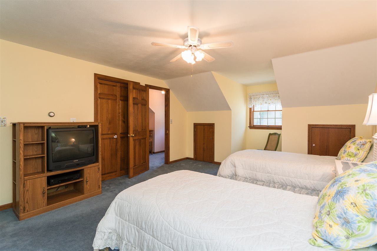 79 McCrillis Road Nottingham, NH 03290 - Photo 29 of 38