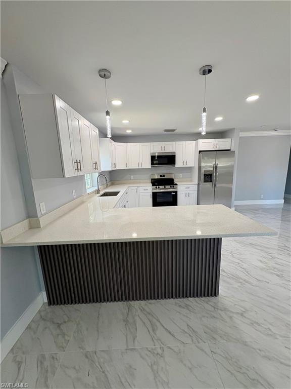 2101 43rd Terrace Southwest Naples, FL 34116 - Photo 4 of 17