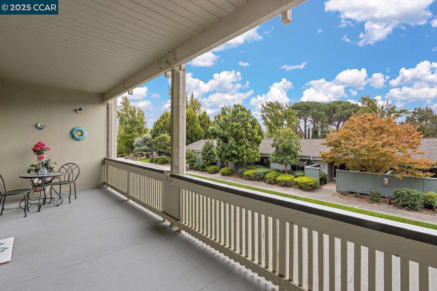 2709 Golden Rain Road, Unit 6 Walnut Creek, CA 94595 - Photo 23 of 46 a view of a porch