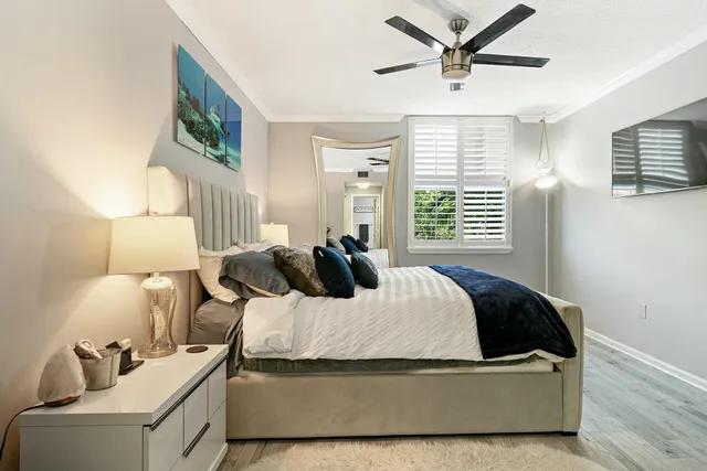 $4,000 | 580 South Sapodilla Avenue, Unit 206, West Palm Beach, FL 33401