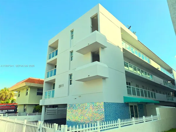 a view of a large building