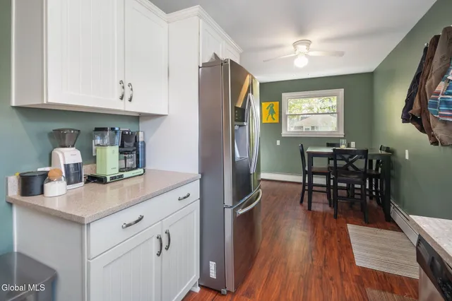 $250,000 | 72 Edgewood Avenue, Albany, NY 12203