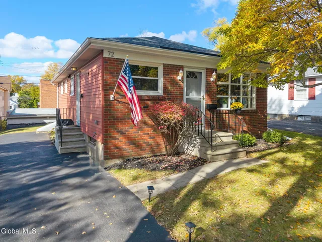 $250,000 | 72 Edgewood Avenue, Albany, NY 12203