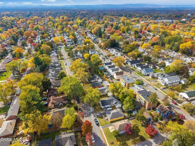 $250,000 | 72 Edgewood Avenue, Albany, NY 12203