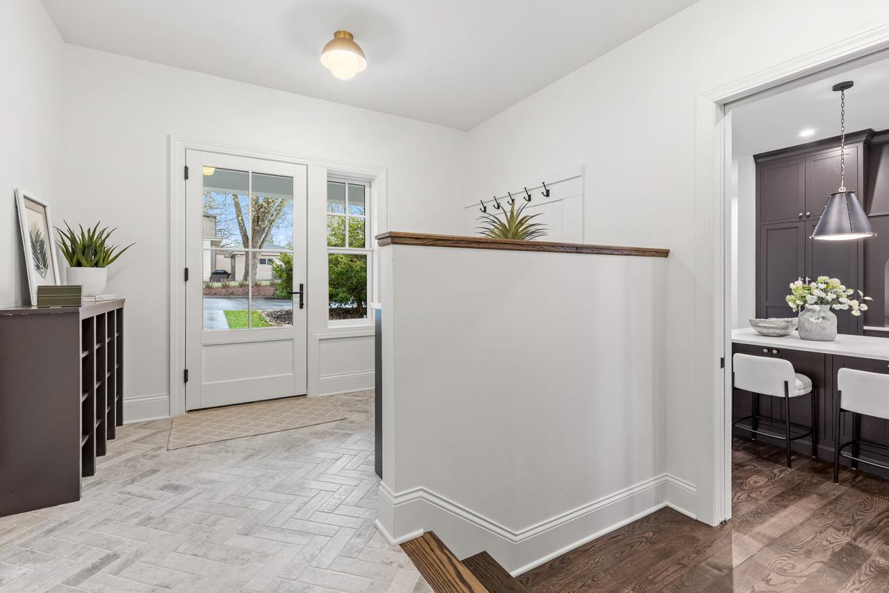 4717 Meadow Road Edina, MN 55424 - Photo 37 of 86