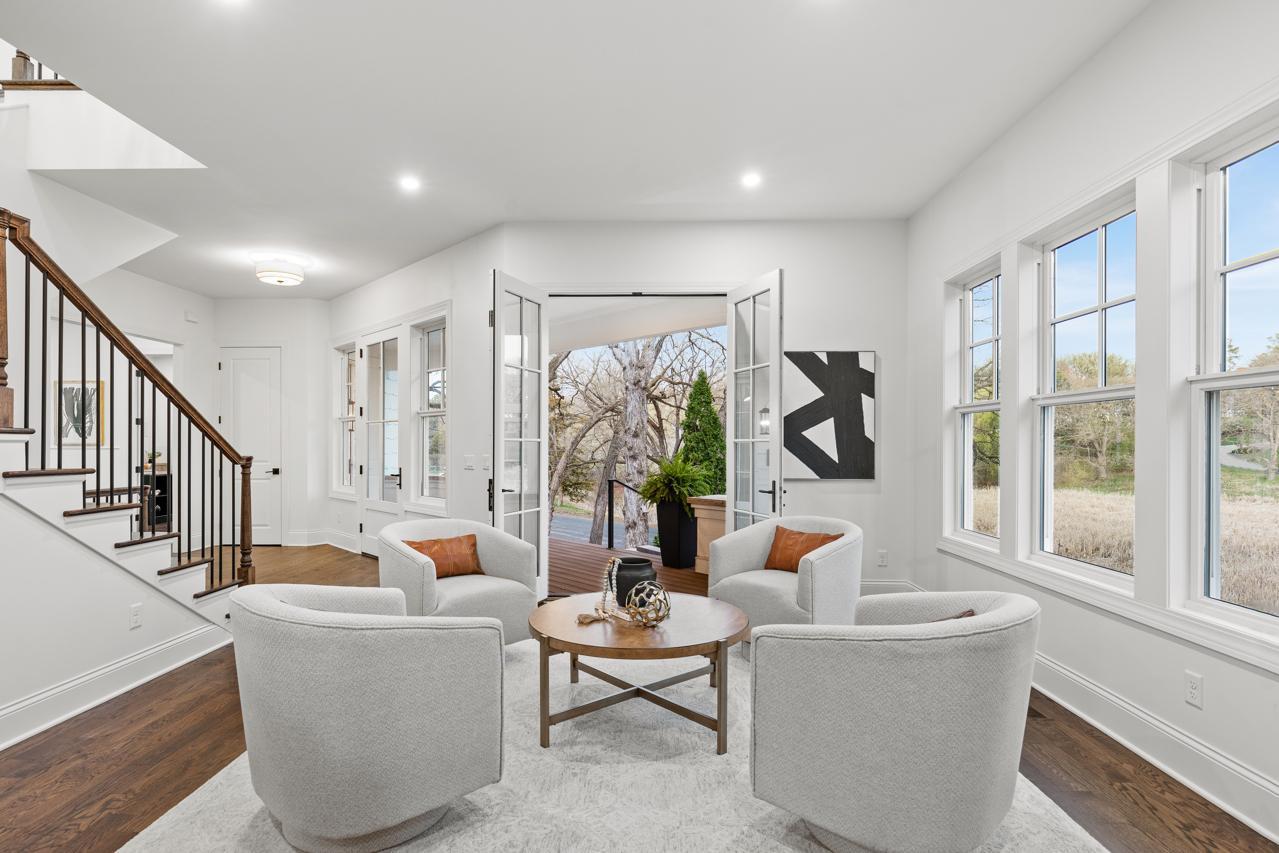 4717 Meadow Road Edina, MN 55424 - Photo 9 of 86