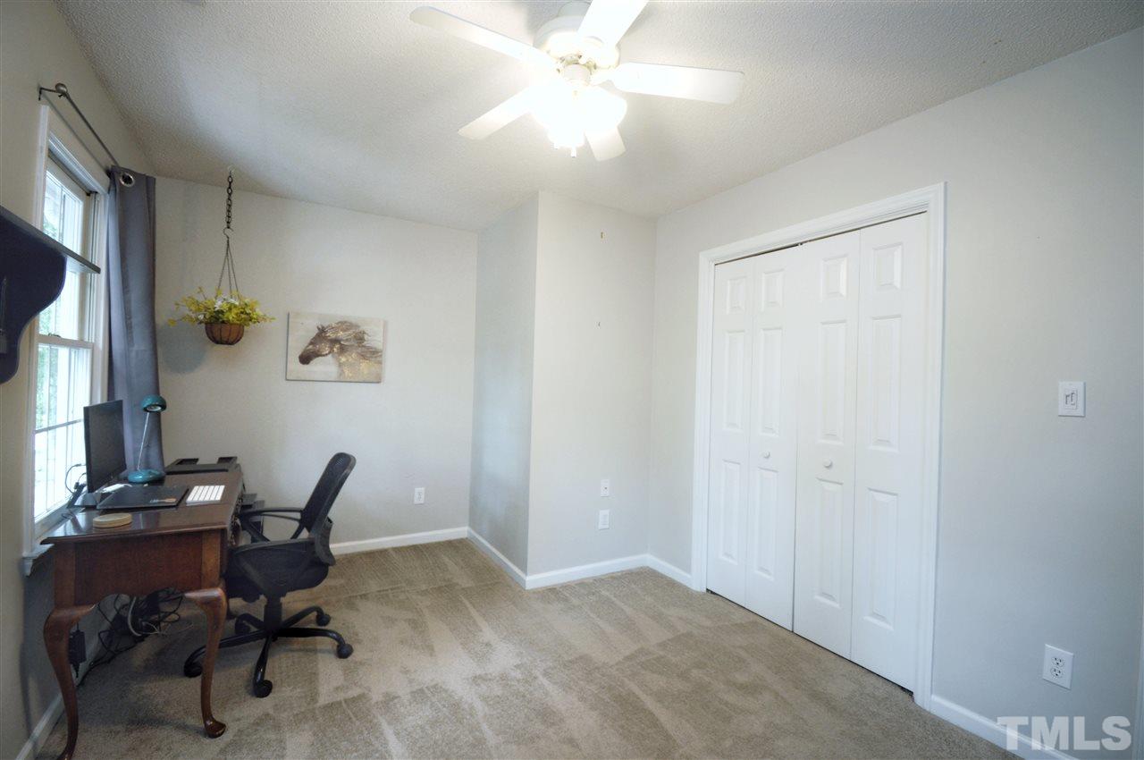 5301 Blakeley Lane Raleigh, NC 27613 - Photo 16 of 22