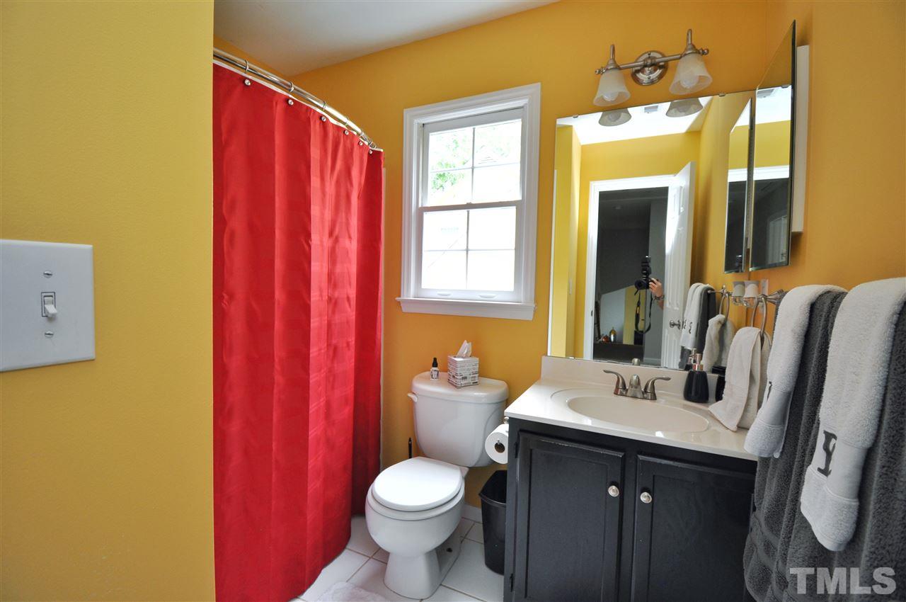 5301 Blakeley Lane Raleigh, NC 27613 - Photo 18 of 22