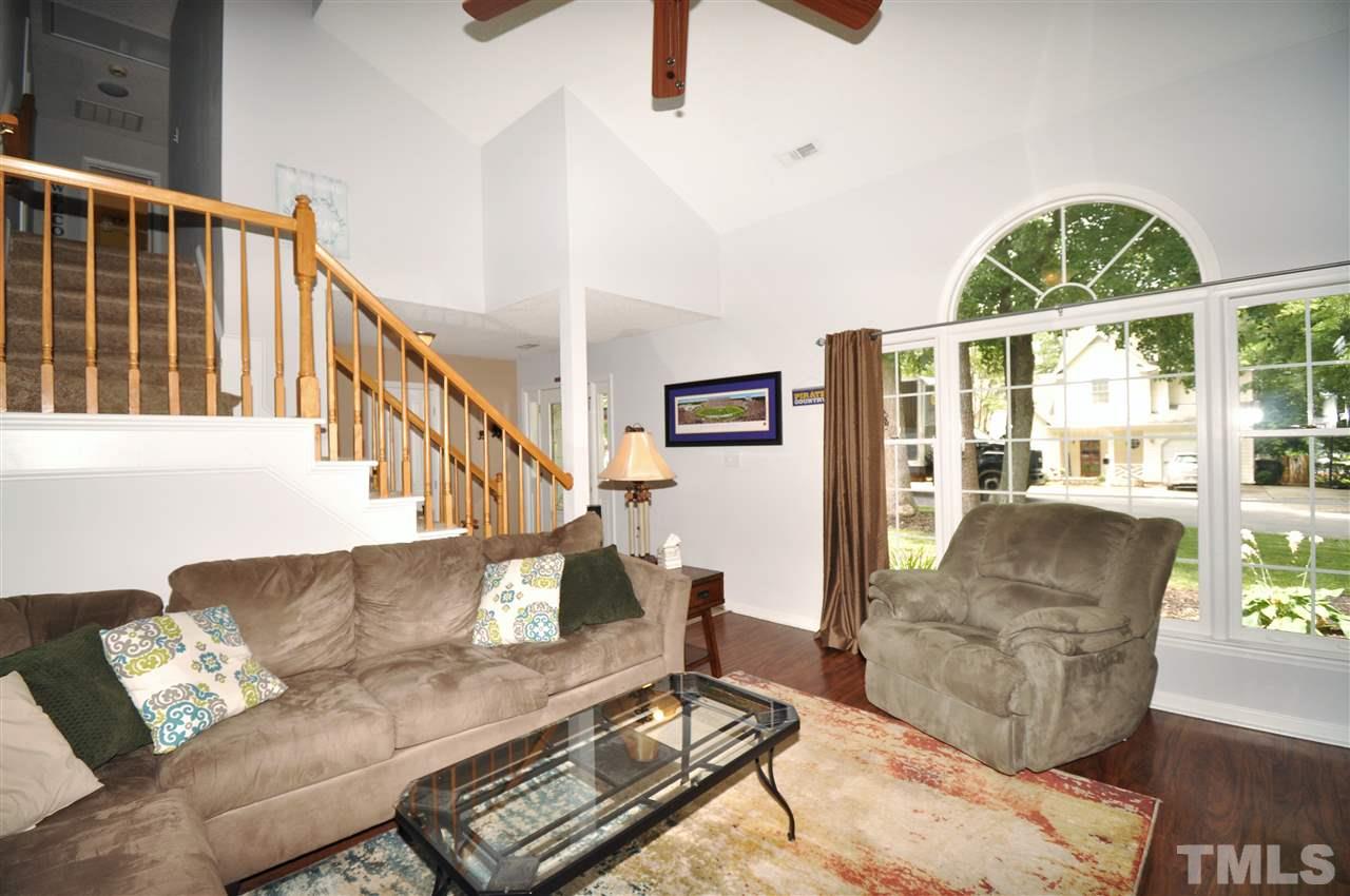 5301 Blakeley Lane Raleigh, NC 27613 - Photo 9 of 22
