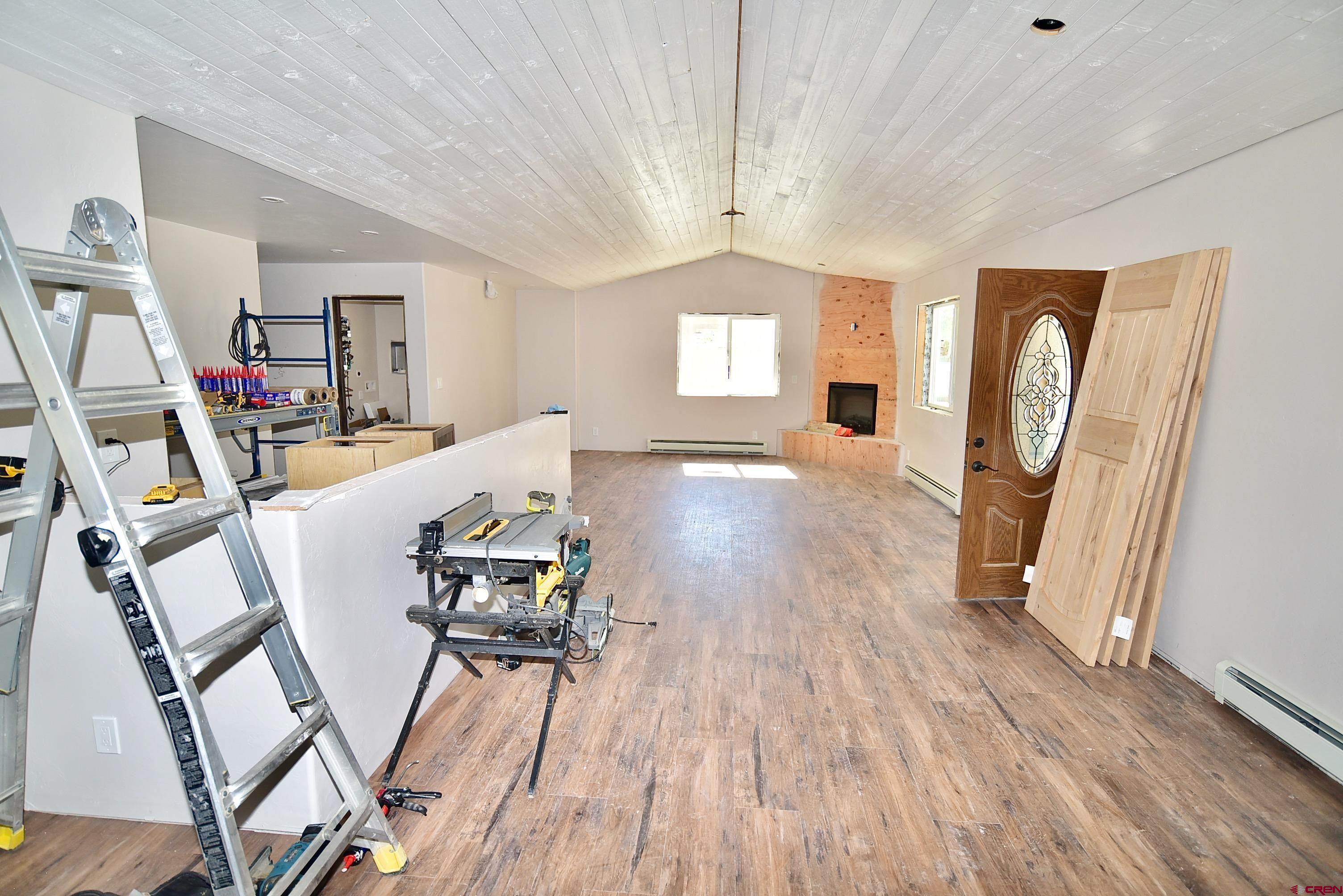 652 Spring Creek Road Montrose, CO 81403 - Photo 6 of 25 Gallery Image 6