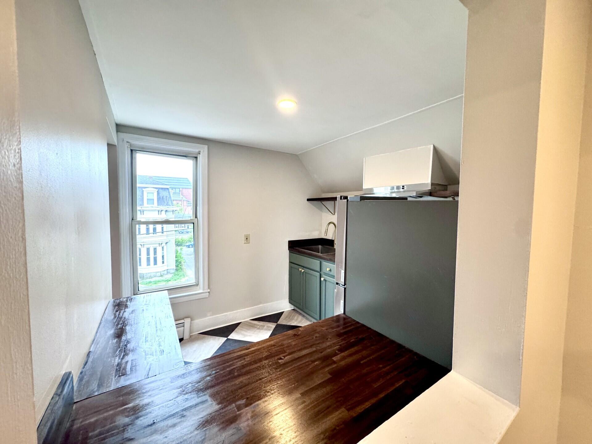 330 Main Street Biddeford, ME 04005 - Photo 14 of 53 unit 2