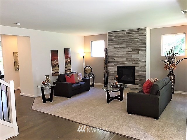 19640 Talbot Road South Renton, WA 98055 - Photo 7 of 24