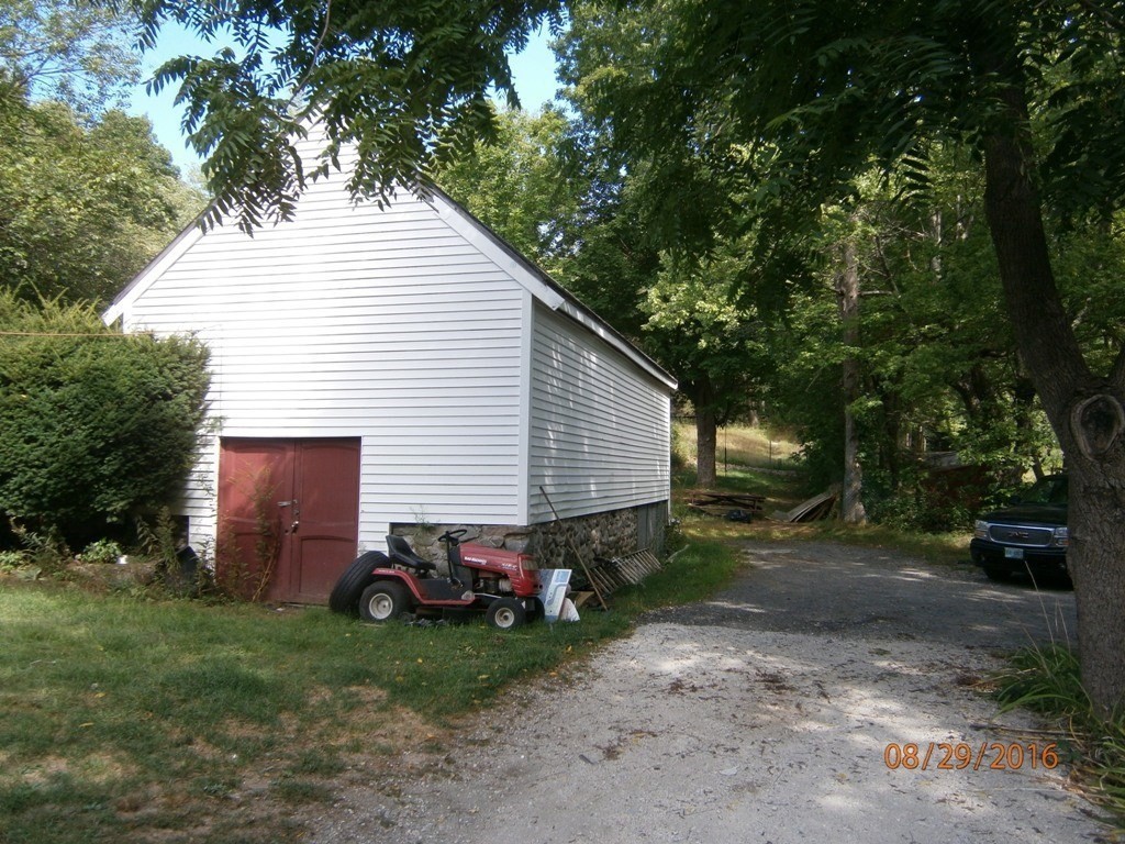 74 Ayers Village Road Methuen, MA 01844 - Photo 2 of 9