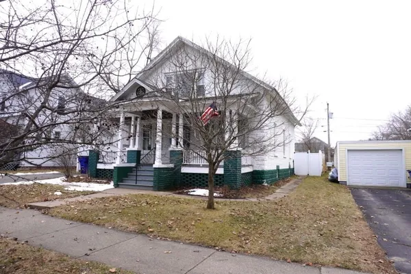 $169,900 | 605 West 2nd Street, Merrill, WI 54452