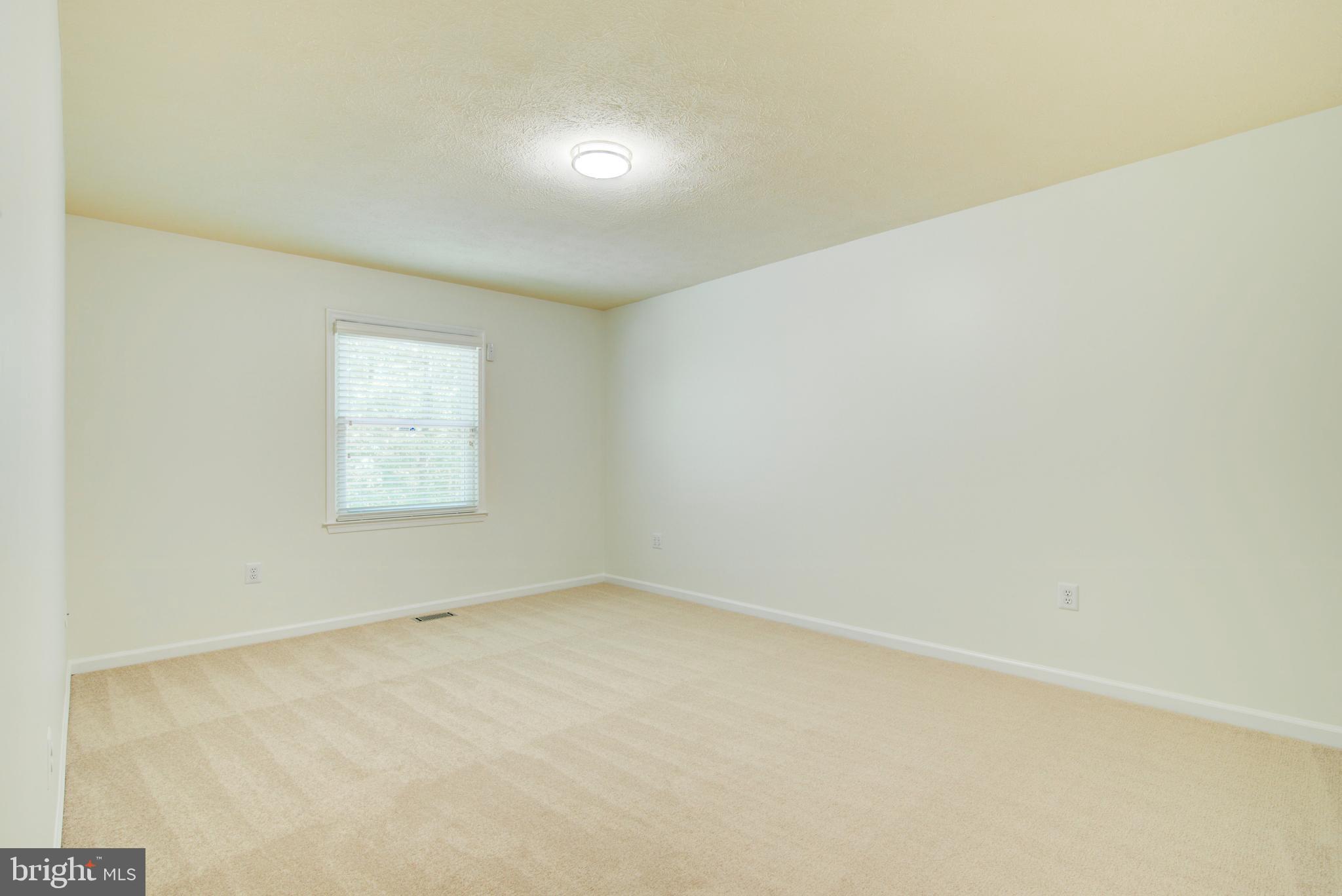 44 Carrollton Road Sterling, VA 20165 - Photo 41 of 75 2nd bedroom