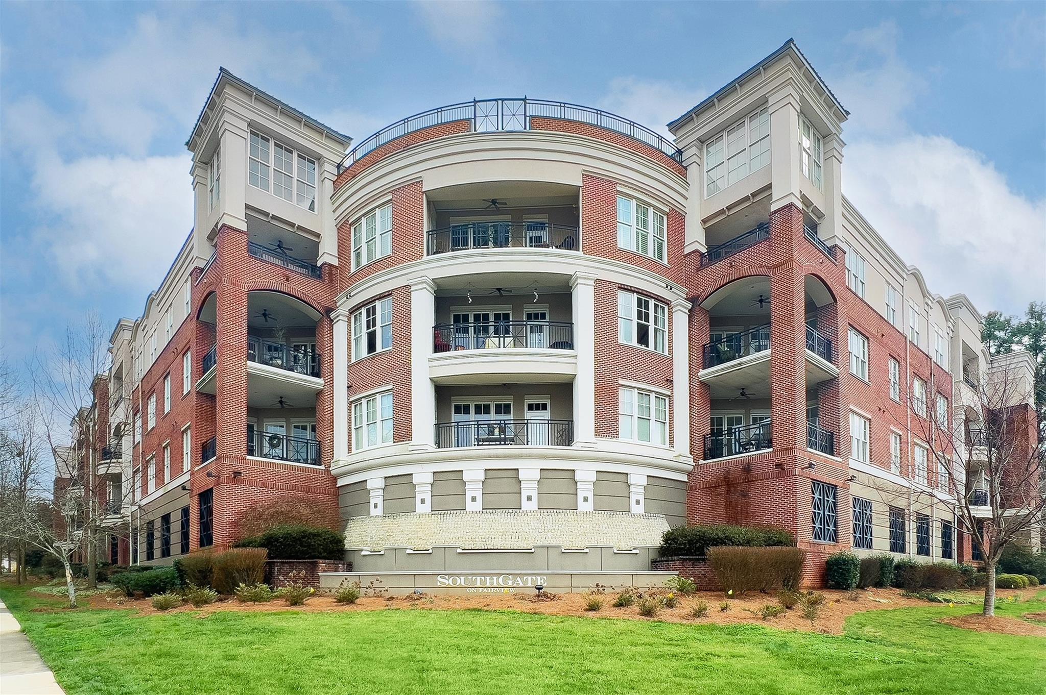5425 Closeburn Road, Unit 308 Charlotte, NC 28210 - Photo 1 of 35 Gallery Image 1